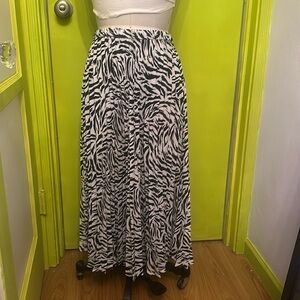 Halogen maxi pleated zebra print skirt